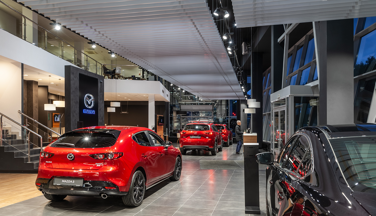 Автосалон "Mazda"